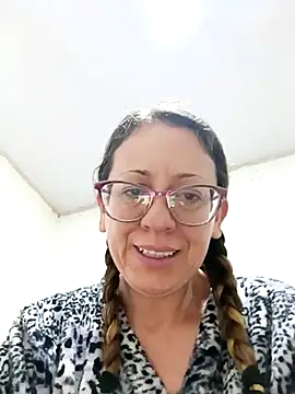 Snapshot of miss_hanna07 chatting on December 4, 9:51 am miss hanna07 online show from December 4, 9:51 am