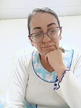 Snapshot of miss_hanna07 chatting on June 22, 11:24 pm miss hanna07 online show from June 22, 11:24 pm