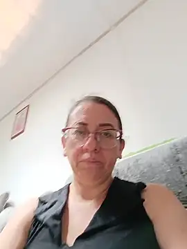 Snapshot of miss_hanna07 chatting on July 3, 6:14 pm miss hanna07 online show from July 3, 6:14 pm