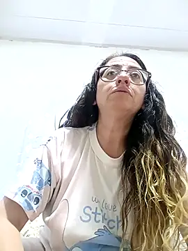 Snapshot of miss_hanna07 chatting on July 22, 12:46 am miss hanna07 online show from July 22, 12:46 am