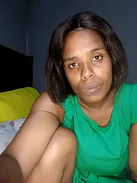 Snapshot of SexySlenderLexy chatting on November 30, 8:51 am SexySlenderLexy online show from November 30, 8:51 am