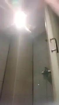 YuHsuant online show from December 4, 7:00 pm