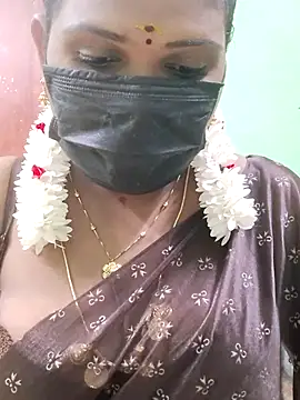 Snapshot of malliga98 chatting on October 25, 5:30 pm malliga98 online show from October 25, 5:30 pm