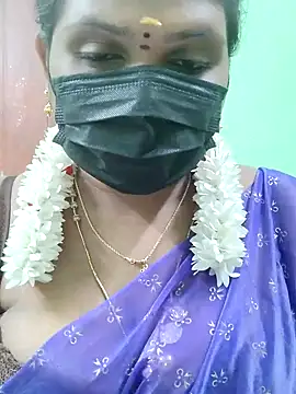 Snapshot of malliga98 chatting on November 22, 7:13 pm malliga98 online show from November 22, 7:13 pm