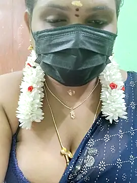 Snapshot of malliga98 chatting on November 24, 6:18 pm malliga98 online show from November 24, 6:18 pm