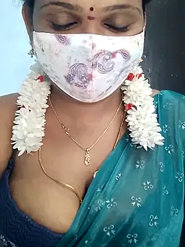 Snapshot of malliga98 chatting on December 17, 9:04 am malliga98 online show from December 17, 9:04 am