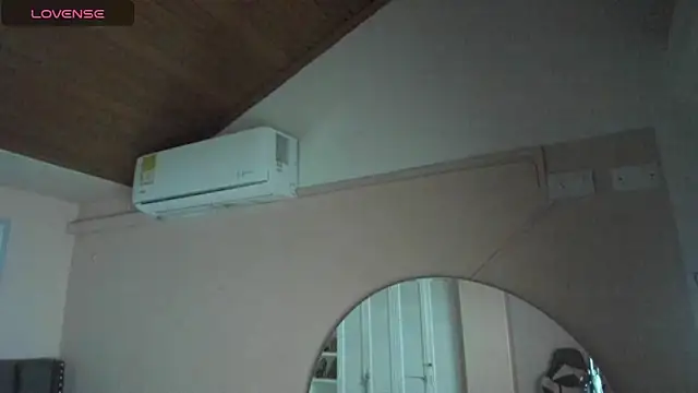 Snapshot of diosa_cristal chatting on June 26, 1:43 am diosa cristal online show from June 26, 1:43 am