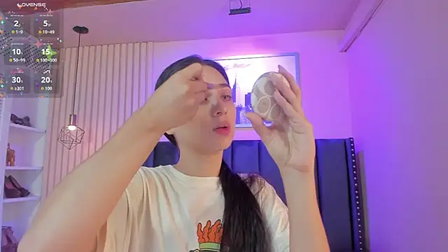Snapshot of diosa_cristal chatting on July 5, 2:29 am diosa cristal online show from July 5, 2:29 am