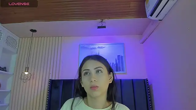 Snapshot of diosa_cristal chatting on July 8, 3:55 am diosa cristal online show from July 8, 3:55 am