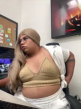 Snapshot of Tom_Silver__ chatting on September 13, 5:46 pm Tom Silver online show from September 13, 5:46 pm