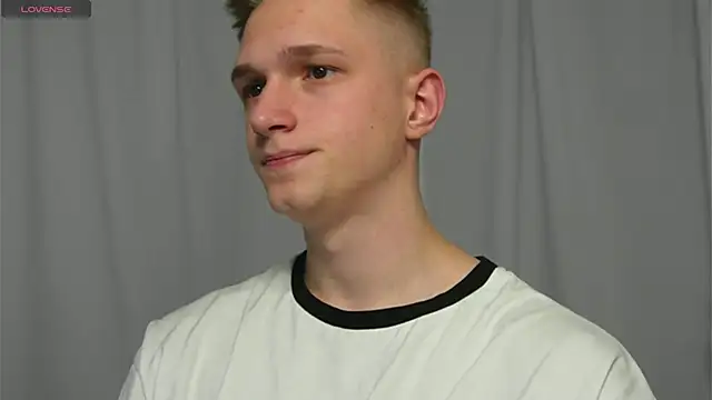 dustyn fox online show from January 12, 5:33 pm