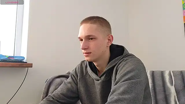 dustyn fox online show from February 21, 9:13 am