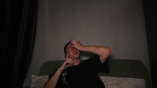 dustyn fox online show from September 15, 4:18 pm