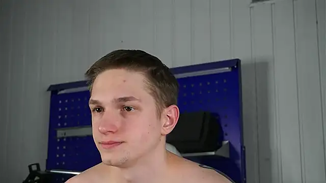 dustyn fox online show from February 24, 3:21 pm