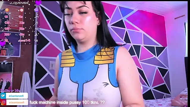 Snapshot of arisantana chatting on November 13, 8:19 pm arisantana online show from November 13, 8:19 pm