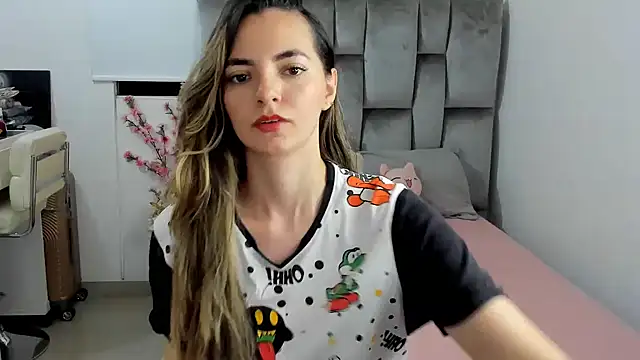 baby-miah online show from February 9, 5:19 am