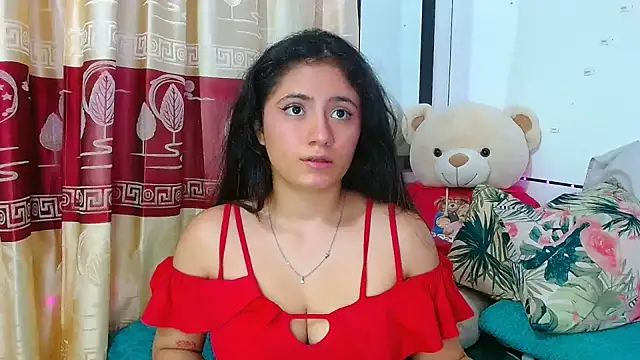 Snapshot of amy_cute41 chatting on February 4, 2:49 am amy cute41 online show from February 4, 2:49 am