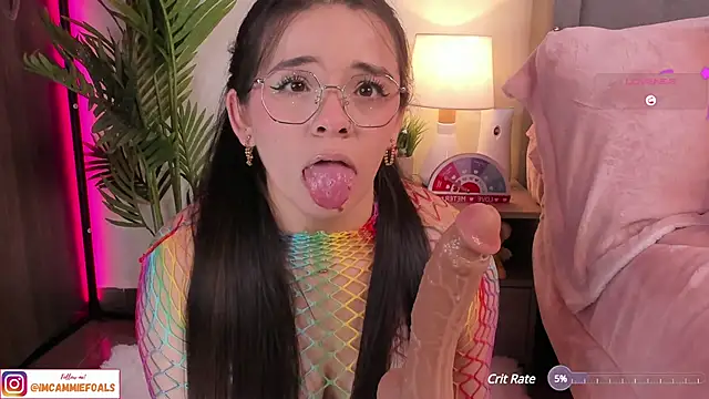 cammiefoalss online show from February 13, 5:22 pm