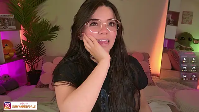 cammiefoalss online show from October 6, 3:31 pm