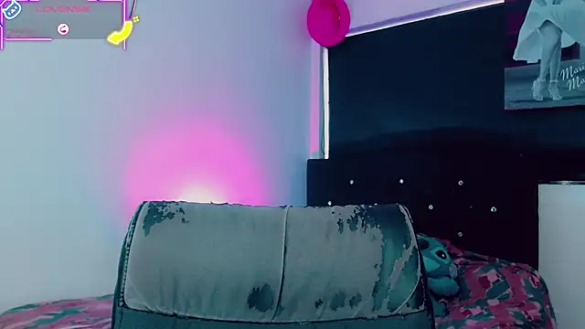 Kendall hornyy online show from May 7, 7:41 pm