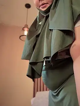  Shara Handal  online show from December 18, 11:56 am