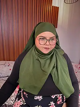  Shara Handal  online show from November 29, 6:22 pm