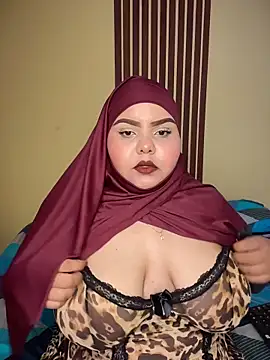  Shara Handal  online show from March 5, 6:53 am