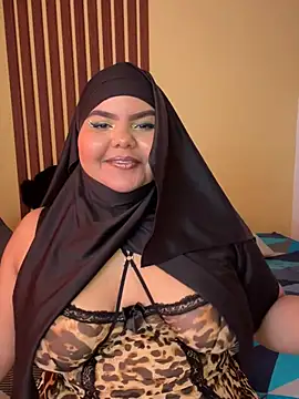  Shara Handal  online show from May 10, 11:37 am