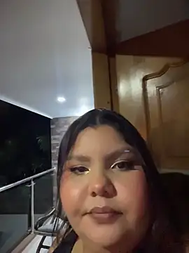  Shara Handal  online show from May 17, 9:28 am