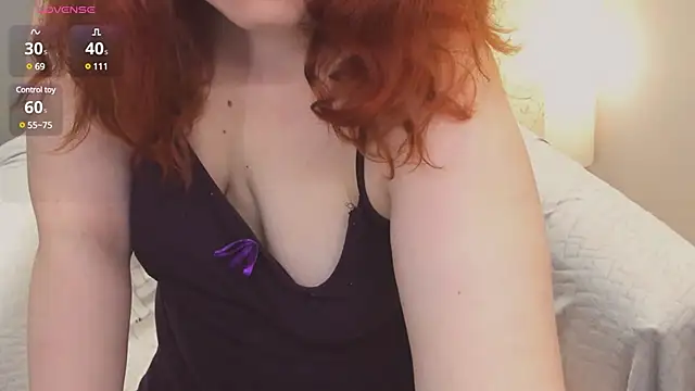 Snapshot of GeorginiaGrimes chatting on December 4, 1:31 pm GeorginiaGrimes online show from December 4, 1:31 pm