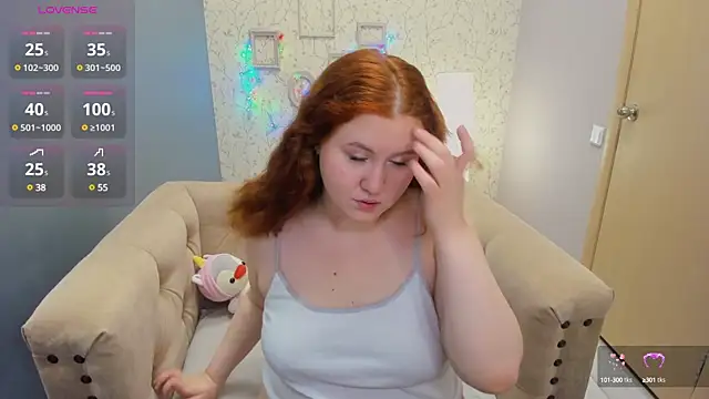 Snapshot of GeorginiaGrimes chatting on December 14, 10:34 am GeorginiaGrimes online show from December 14, 10:34 am