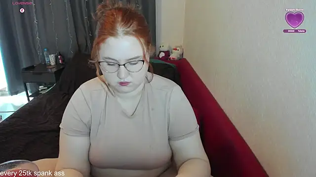 GeorginiaGrimes online show from June 9, 9:54 am