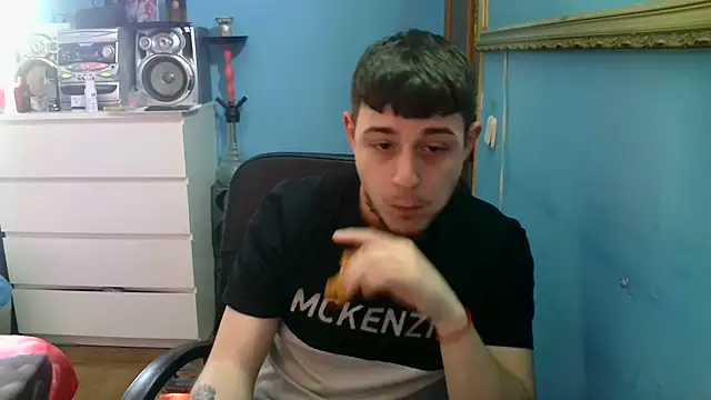 Snapshot of Nenejoven16- chatting on February 18, 10:11 am Nenejoven16- online show from February 18, 10:11 am