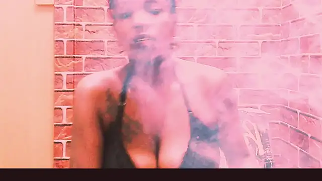 Fuckable Nasty MILF online show from June 16, 3:36 pm