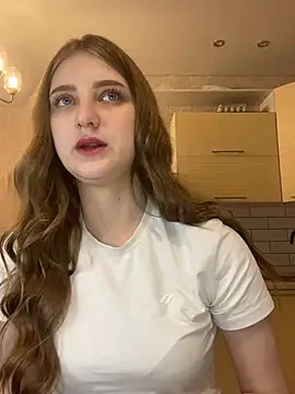 MollyDolle online show from December 21, 10:19 pm