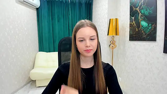 MileyWings online show from January 28, 5:24 pm