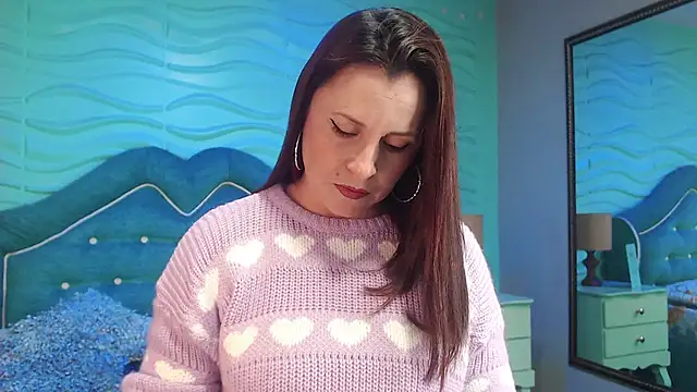 Snapshot of BarbaraTyleer chatting on January 9, 2:51 pm BarbaraTyleer online show from January 9, 2:51 pm