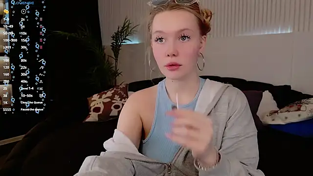 AliceMorr online show from December 21, 8:28 am