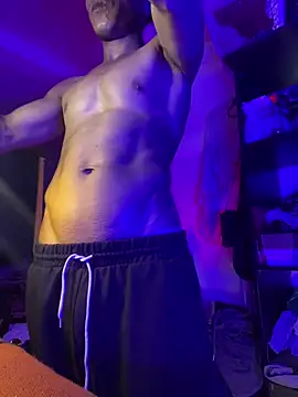 Pompero11 online show from February 3, 3:04 am