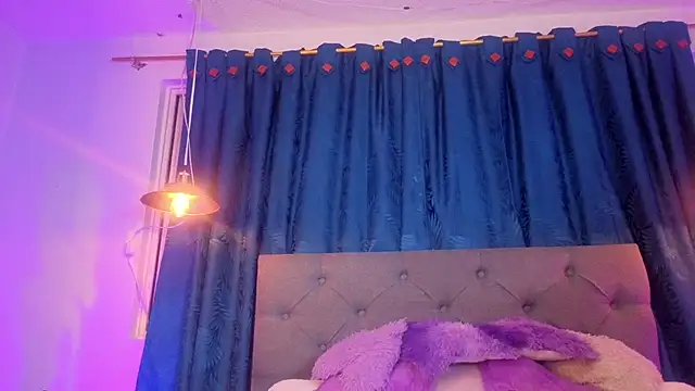 Snapshot of angelica_bouvier chatting on June 22, 8:06 pm angelica bouvier online show from June 22, 8:06 pm