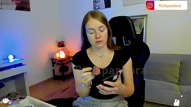 Piinkpandora online show from February 22, 8:51 pm