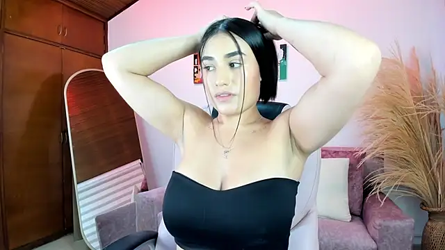 Snapshot of Alheli_16 chatting on January 8, 12:18 pm Alheli 16 online show from January 8, 12:18 pm