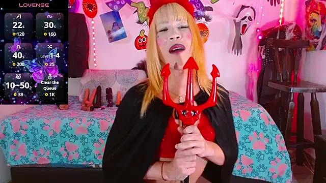 Snapshot of saritha_cute_ chatting on October 31, 5:03 pm saritha cute online show from October 31, 5:03 pm