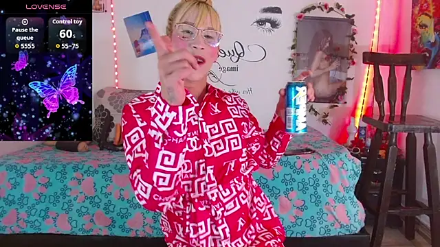 Snapshot of saritha_cute_ chatting on November 19, 7:36 pm saritha cute online show from November 19, 7:36 pm