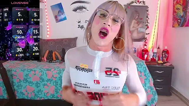 Snapshot of saritha_cute_ chatting on November 25, 6:30 pm saritha cute online show from November 25, 6:30 pm