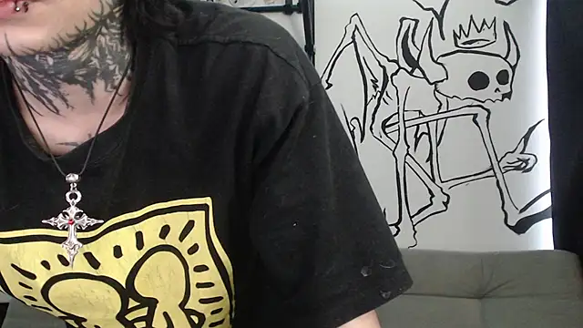 Snapshot of Andy_bapho chatting on July 22, 11:02 am Andy bapho online show from July 22, 11:02 am