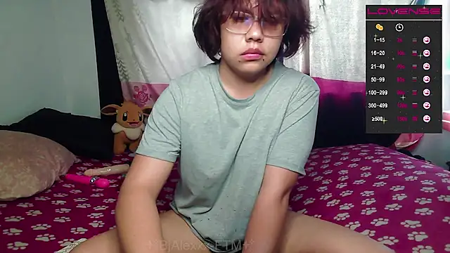 Snapshot of BjAlexxx-FTM chatting on July 8, 9:19 pm BjAlexxx-FTM online show from July 8, 9:19 pm