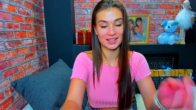 Snapshot of UrJoyy chatting on December 24, 3:05 pm UrJoyy online show from December 24, 3:05 pm