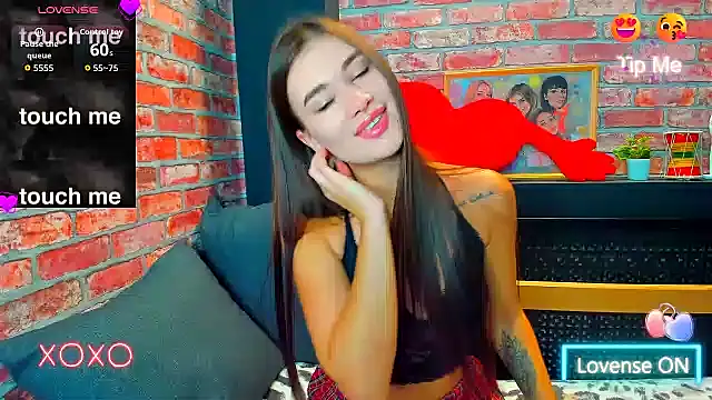 Snapshot of UrJoyy chatting on September 10, 5:29 am UrJoyy online show from September 10, 5:29 am