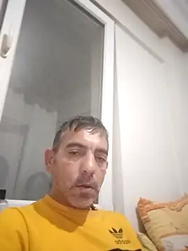 Snapshot of Egemen2245 chatting on November 12, 7:24 pm Egemen2245 online show from November 12, 7:24 pm